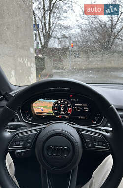 Седан Audi A4 2017 в 