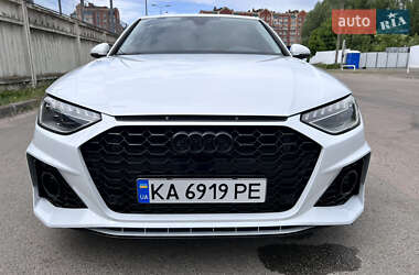 Седан Audi A4 2020 в 