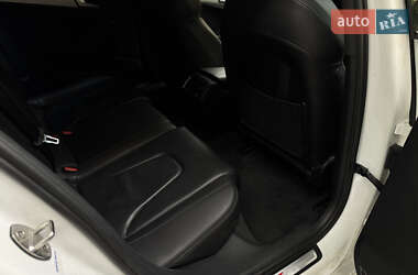 Седан Audi A4 2014 в 