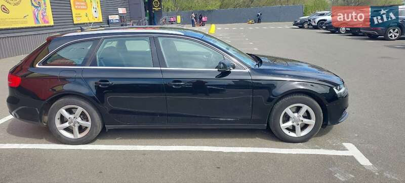 Універсал Audi A4 2012 в Києві
