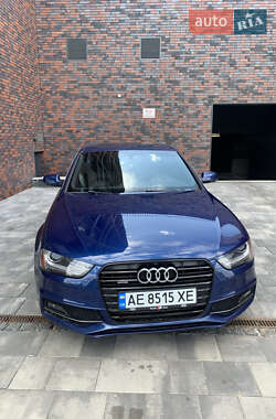 Седан Audi A4 2014 в 