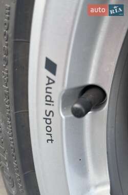 Седан Audi A4 2023 в 