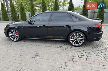 Седан Audi A4 2018 в 
