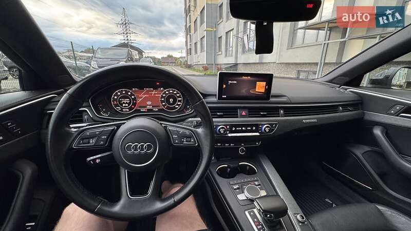 Седан Audi A4 2016 в Ивано-Франковске