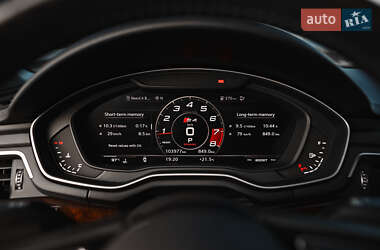 Седан Audi A4 2017 в 