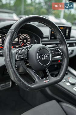 Седан Audi A4 2017 в 