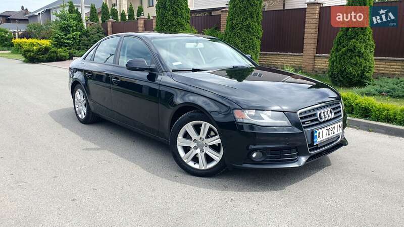 Седан Audi A4 2010 в Киеве