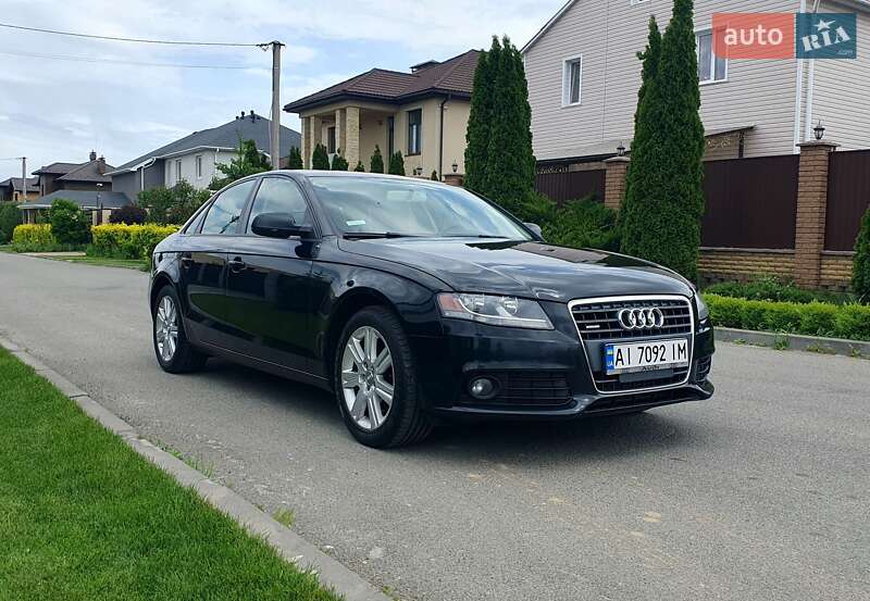 Седан Audi A4 2010 в Киеве