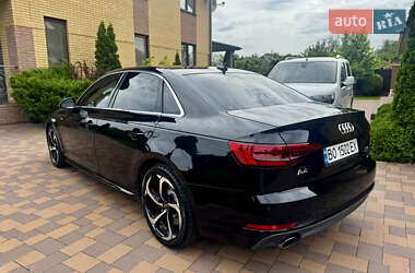 Седан Audi A4 2016 в 