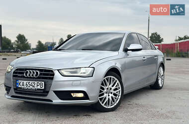 Седан Audi A4 2014 в 