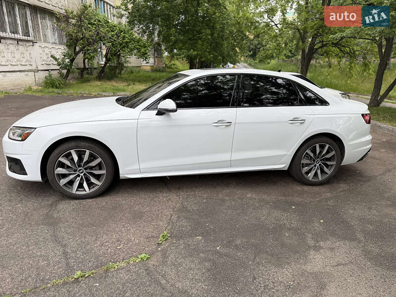 Седан Audi A4 2020 в Києві