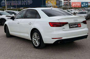 Седан Audi A4 2016 в 