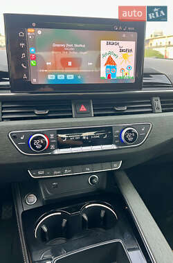 Седан Audi A4 2022 в 