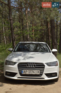 Седан Audi A4 2014 в Запоріжжі