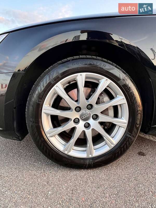 Универсал Audi A4 2019 в Киеве