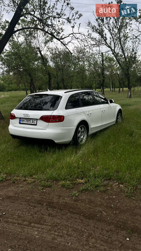 Универсал Audi A4 2009 в Веселинове