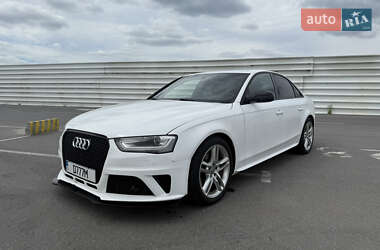 Седан Audi A4 2015 в 