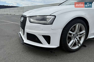Седан Audi A4 2015 в 