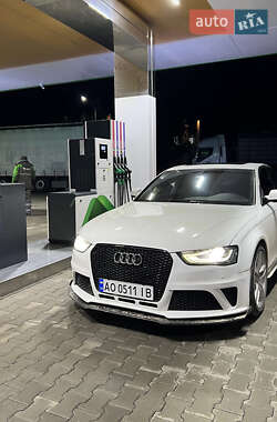 Седан Audi A4 2015 в 