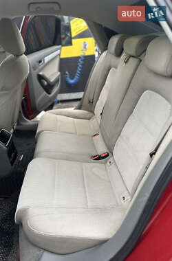 Седан Audi A4 2009 в 