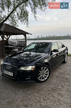 Седан Audi A4 2013 в 