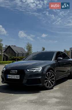 Седан Audi A4 2018 в Одесі