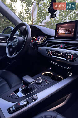 Седан Audi A4 2017 в 