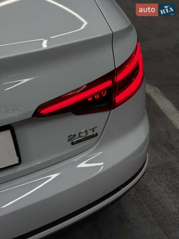 Седан Audi A4 2016 в Одессе