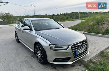 Седан Audi A4 2012 в 