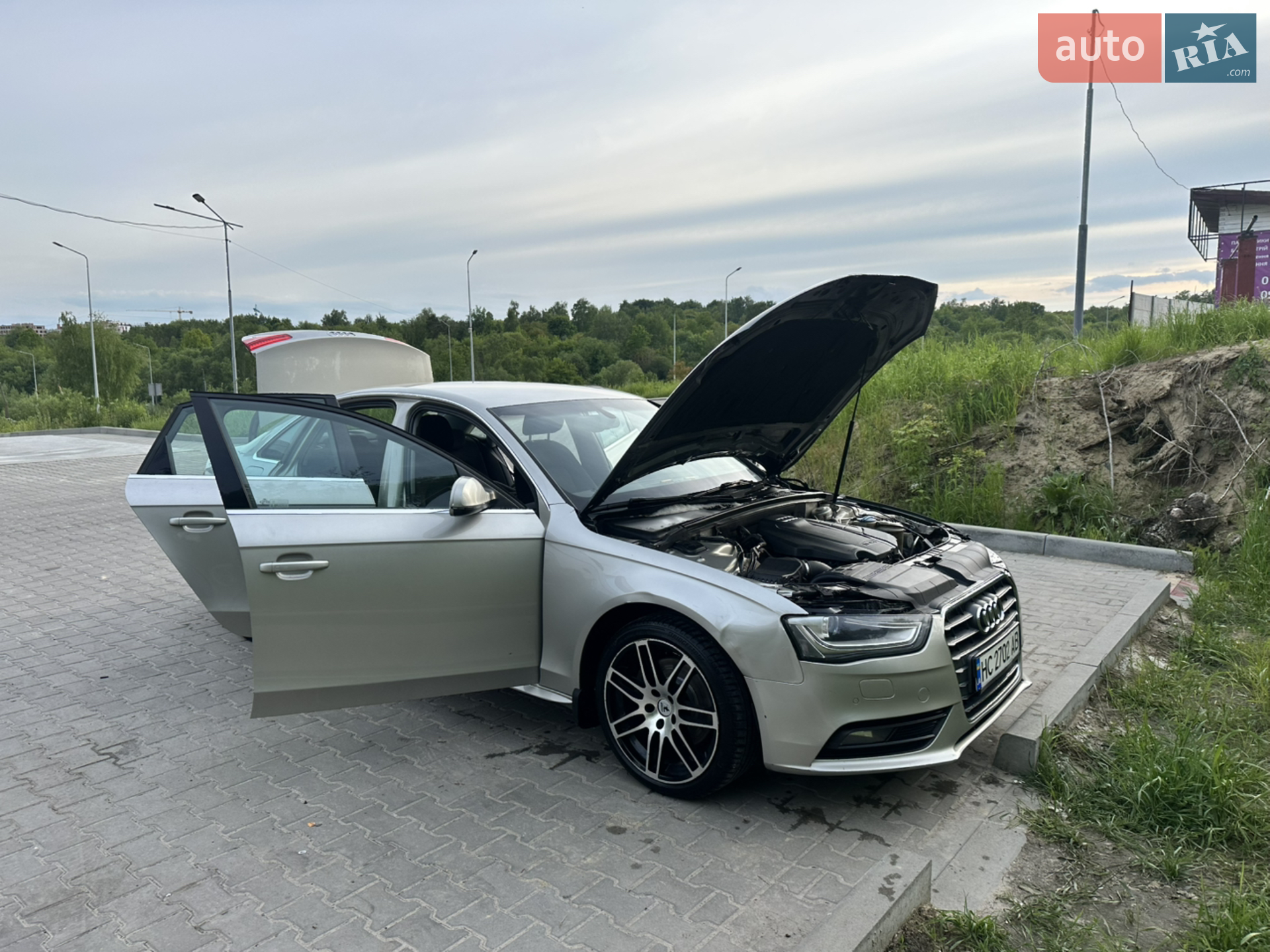 2012 Audi A4 - мініатюра 20