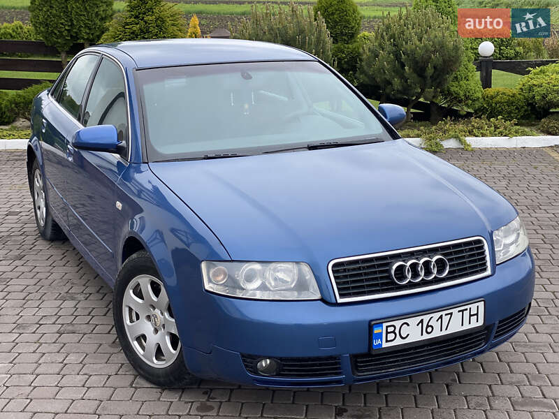 Седан Audi A4 2001 в 