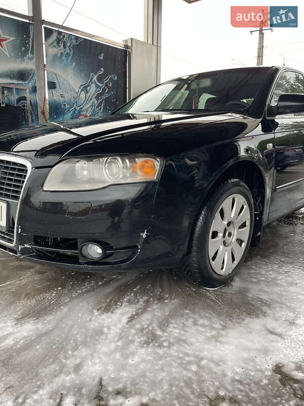 Седан Audi A4 2006 в Калиновке