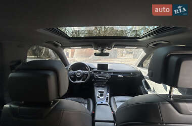 Седан Audi A4 2019 в 