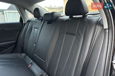 Седан Audi A4 2016 в 