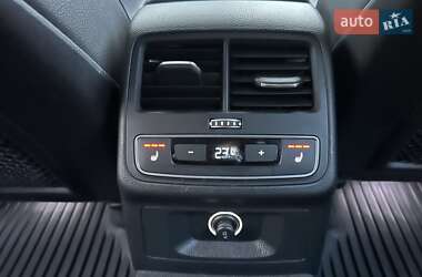 Седан Audi A4 2016 в 