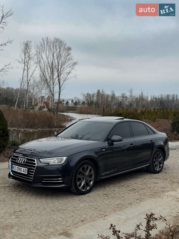 Седан Audi A4 2018 в Днепре