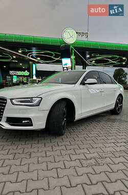 Седан Audi A4 2013 в 
