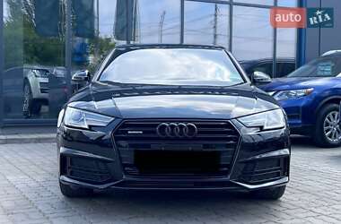 Седан Audi A4 2016 в 