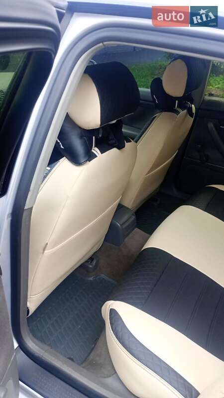 Седан Audi A4 2001 в Черкассах