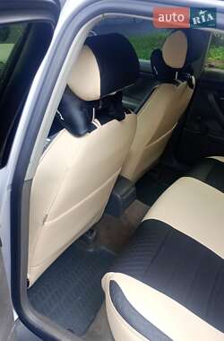 Седан Audi A4 2001 в 