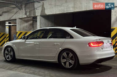 Седан Audi A4 2014 в 