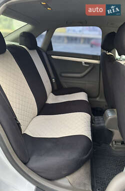Седан Audi A4 2001 в 