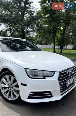 Седан Audi A4 2016 в 