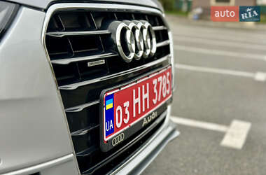 Седан Audi A4 2015 в 