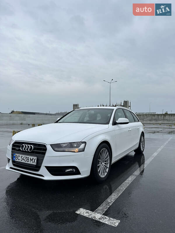 Универсал Audi A4 2014 в Львове