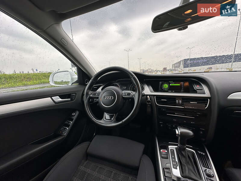 Универсал Audi A4 2014 в Львове