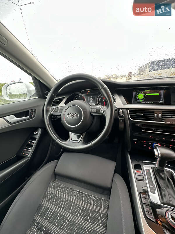 Универсал Audi A4 2014 в Львове