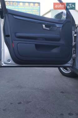 Седан Audi A4 2002 в 