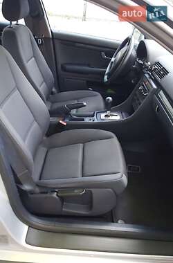 Седан Audi A4 2002 в 