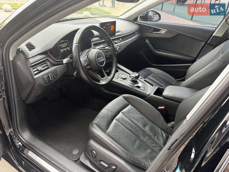Седан Audi A4 2017 в Киеве